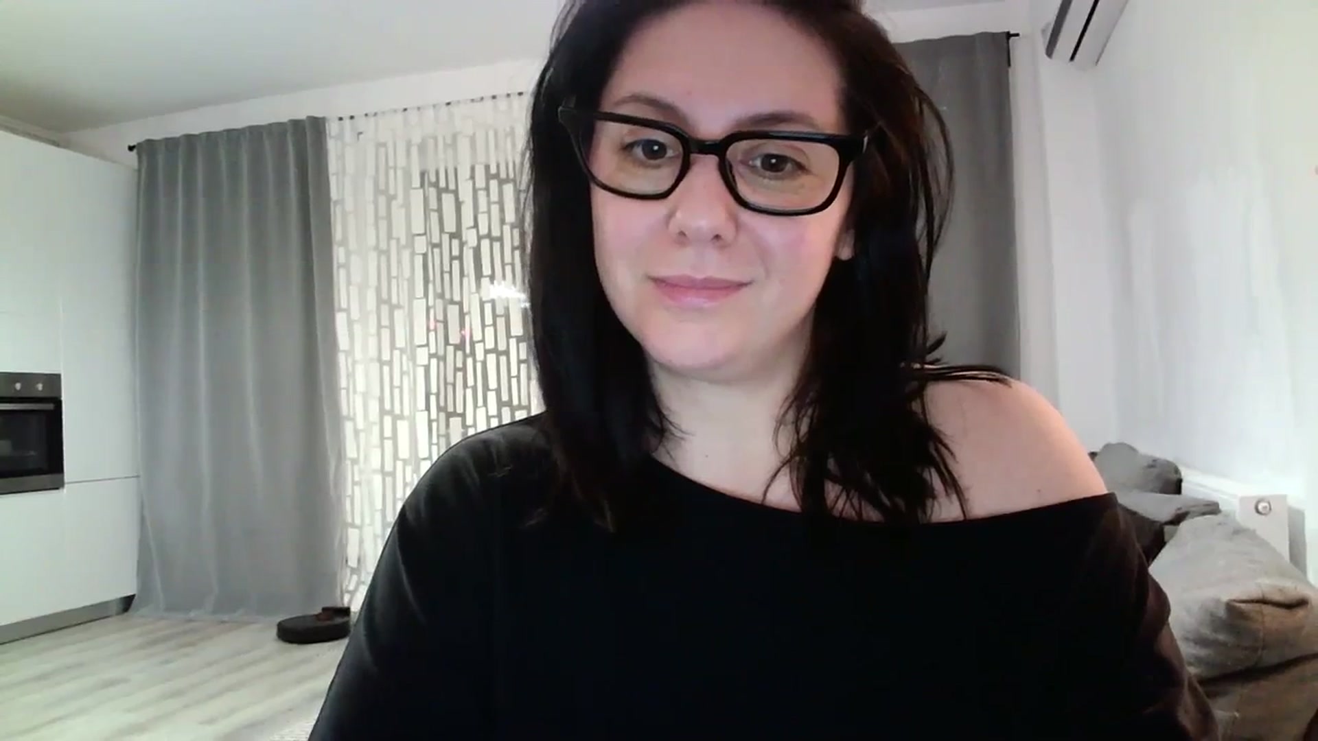 Gallery image thumbnail from SILKYWOMAN's myfreecams stream on, 03/11/2024, 22:19 image 13 of 20