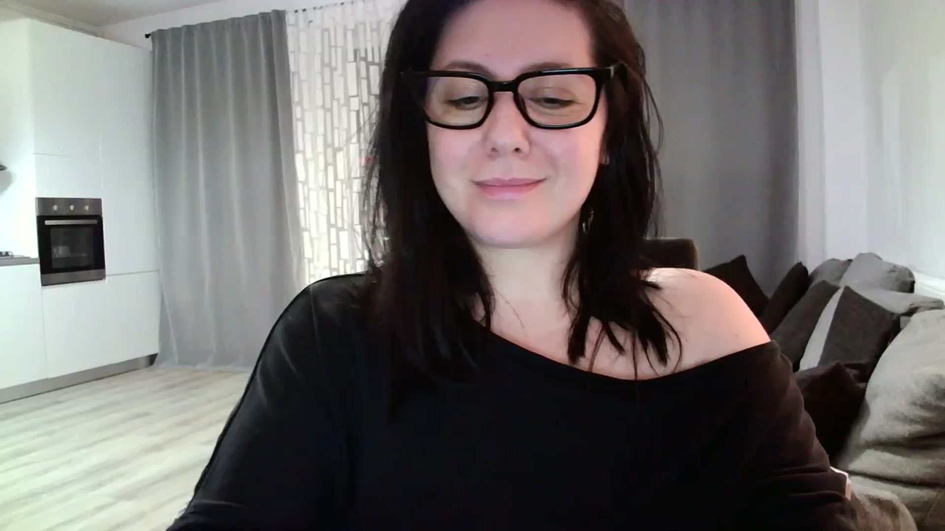 Gallery image thumbnail from SILKYWOMAN's myfreecams stream on, 03/11/2024, 22:19 image 4 of 20