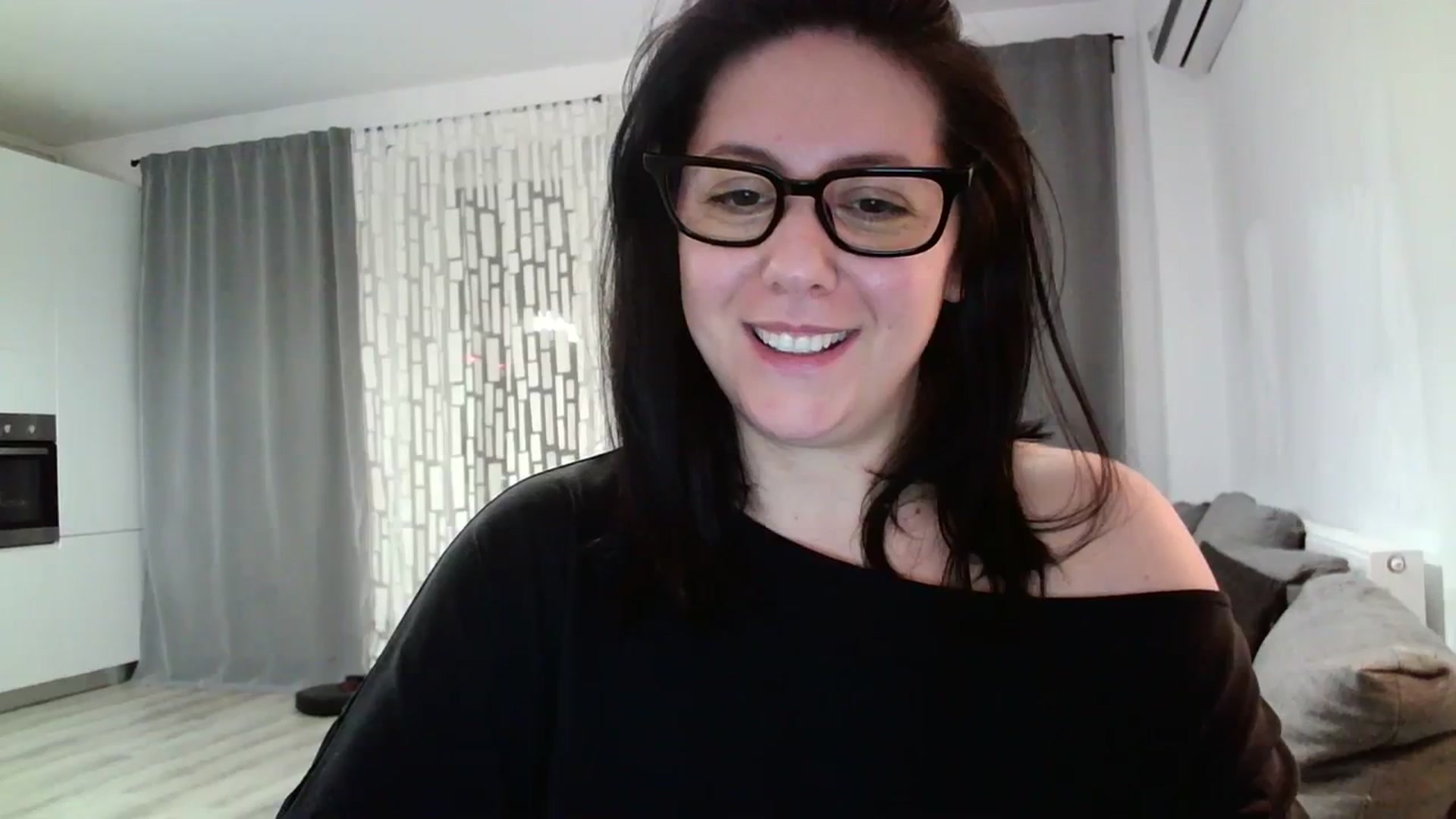 Gallery image thumbnail from SILKYWOMAN's myfreecams stream on, 03/11/2024, 22:19 image 14 of 20