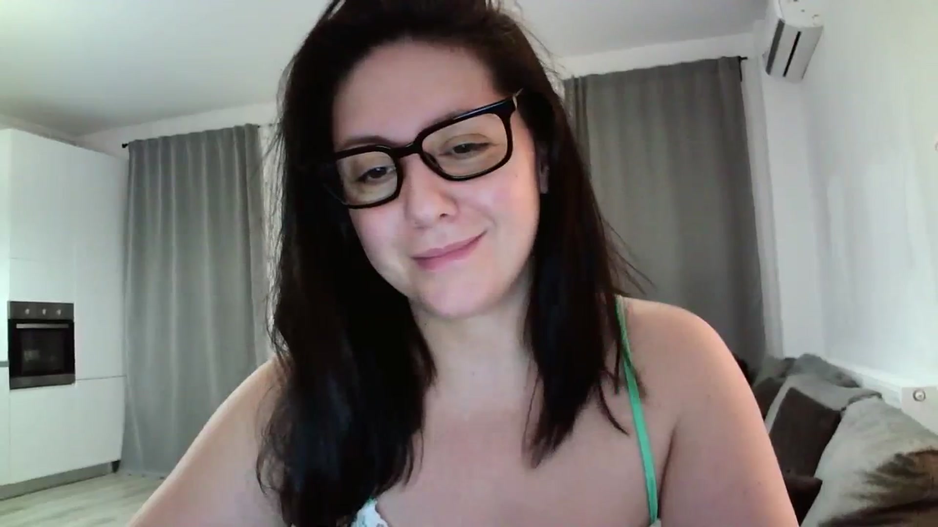 Gallery image thumbnail from SILKYWOMAN's myfreecams stream on, 03/17/2024, 17:53 image 14 of 20