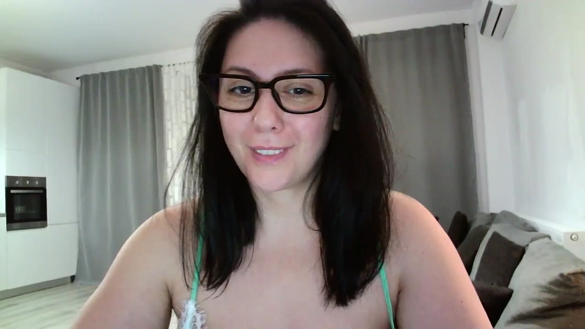 Gallery image thumbnail from SILKYWOMAN's myfreecams stream on, 03/17/2024, 17:53 image 11 of 20