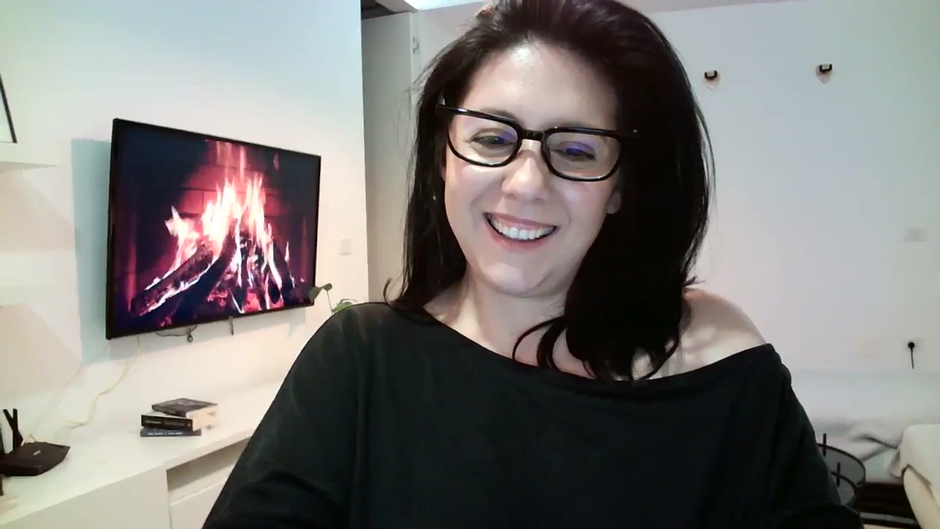 Gallery image thumbnail from SILKYWOMAN's myfreecams stream on, 03/18/2024, 18:01 image 11 of 20