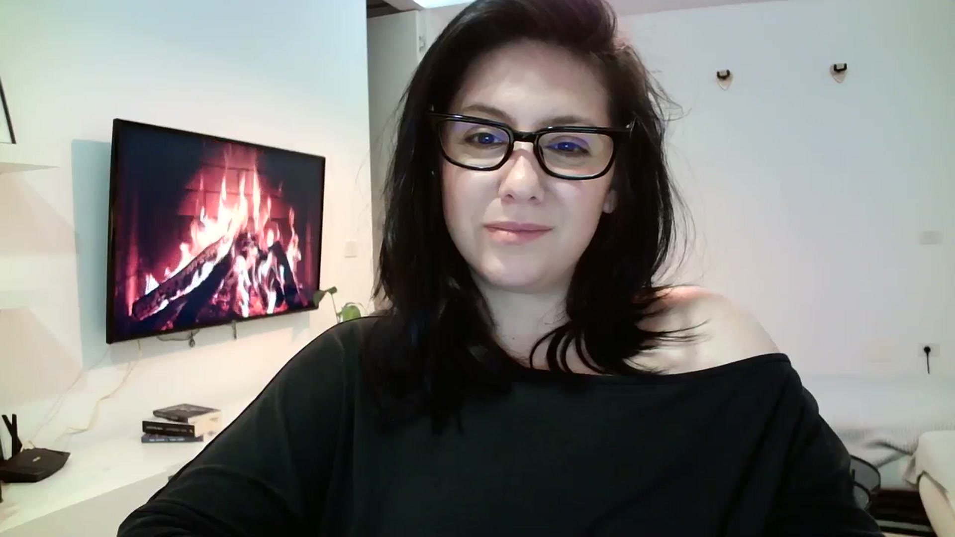 Gallery image thumbnail from SILKYWOMAN's myfreecams stream on, 03/18/2024, 18:01 image 10 of 20