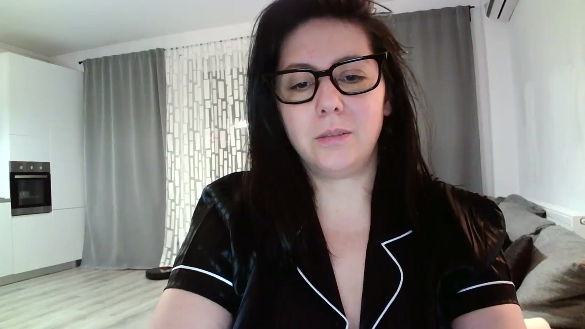 Gallery image thumbnail from SILKYWOMAN's myfreecams stream on, 03/20/2024, 19:58 image 16 of 20