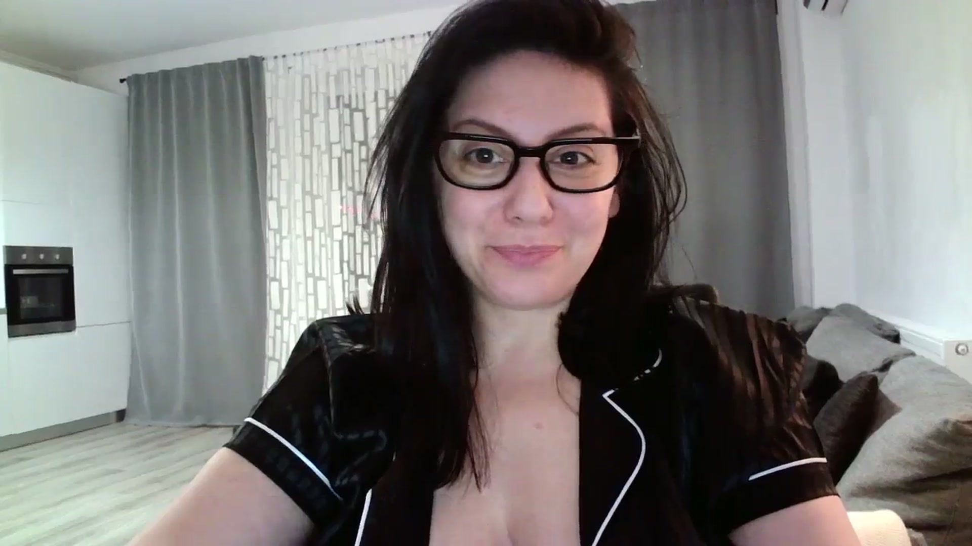 Gallery image thumbnail from SILKYWOMAN's myfreecams stream on, 03/20/2024, 19:58 image 4 of 20