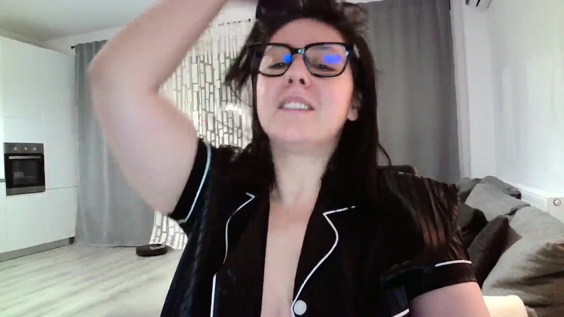 Gallery image thumbnail from SILKYWOMAN's myfreecams stream on, 03/20/2024, 19:58 image 3 of 20