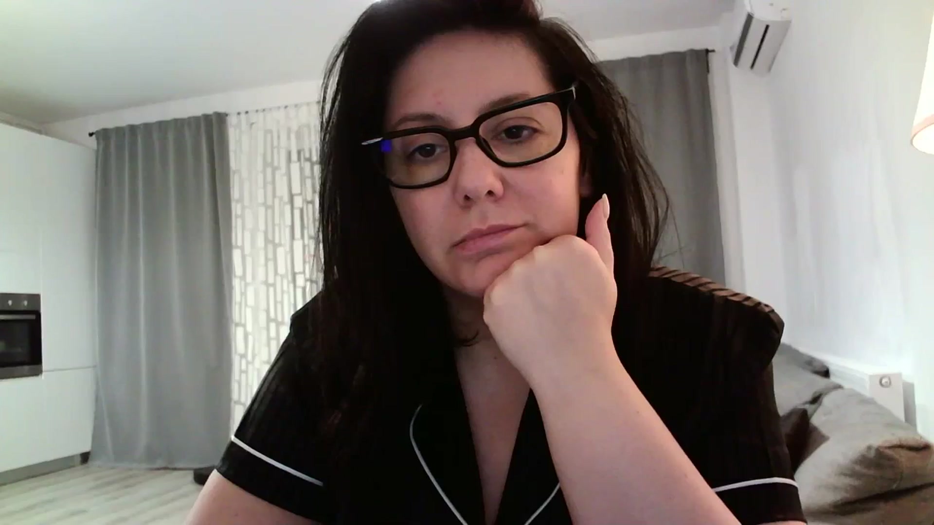 Gallery image thumbnail from SILKYWOMAN's myfreecams stream on, 03/20/2024, 20:25 image 8 of 20