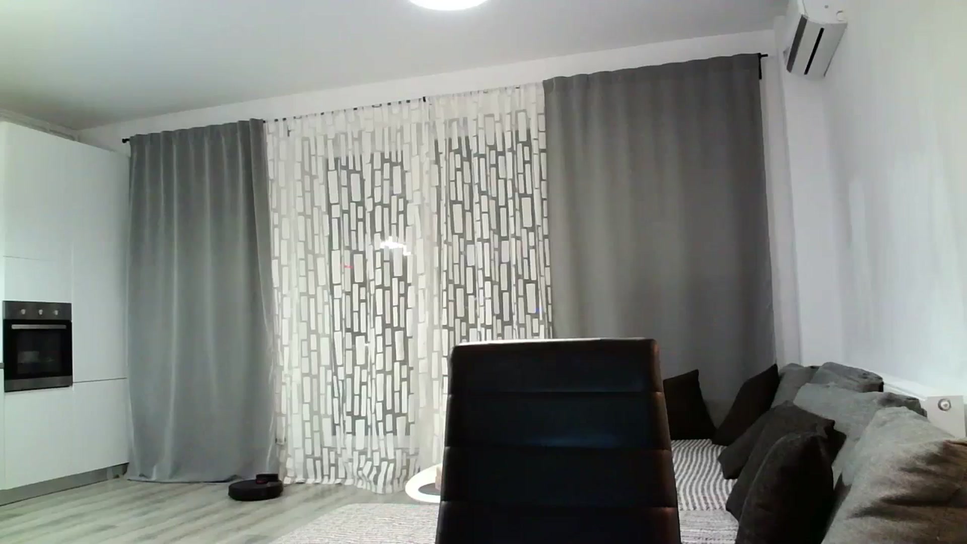Gallery image thumbnail from SILKYWOMAN's myfreecams stream on, 03/22/2024, 17:22 image 12 of 20