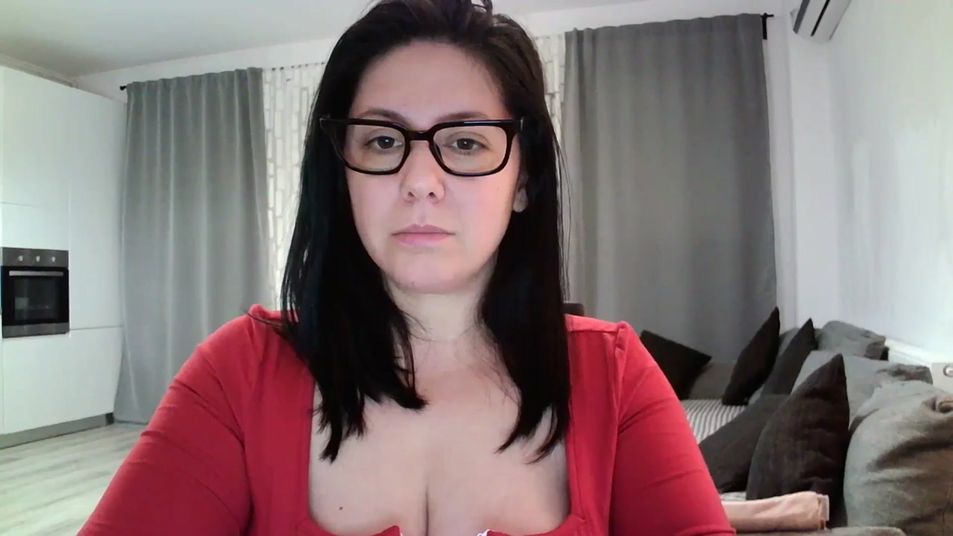 Gallery image thumbnail from SILKYWOMAN's myfreecams stream on, 04/01/2024, 18:18 image 13 of 20
