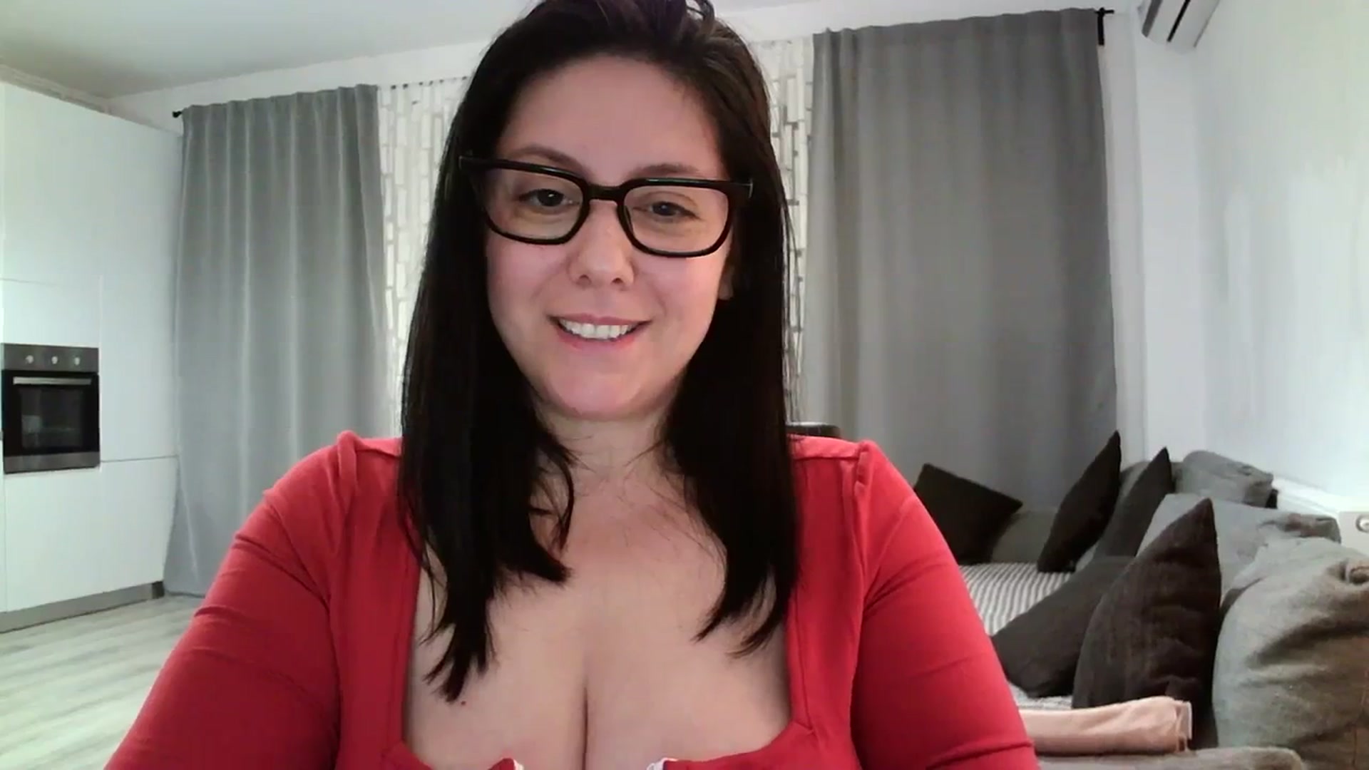 Gallery image thumbnail from SILKYWOMAN's myfreecams stream on, 04/01/2024, 18:18 image 16 of 20