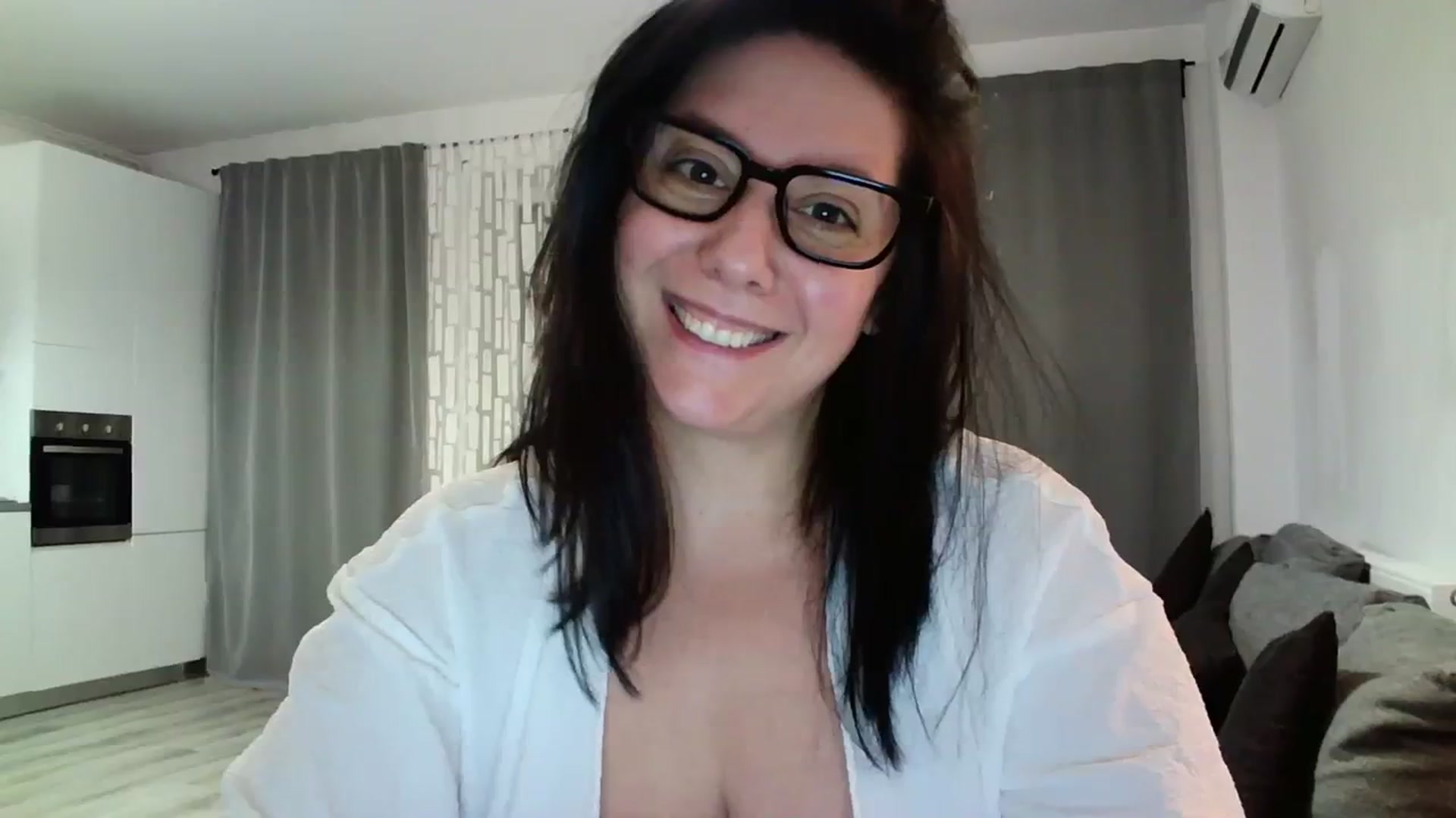Gallery image thumbnail from SILKYWOMAN's myfreecams stream on, 04/02/2024, 19:01 image 20 of 20