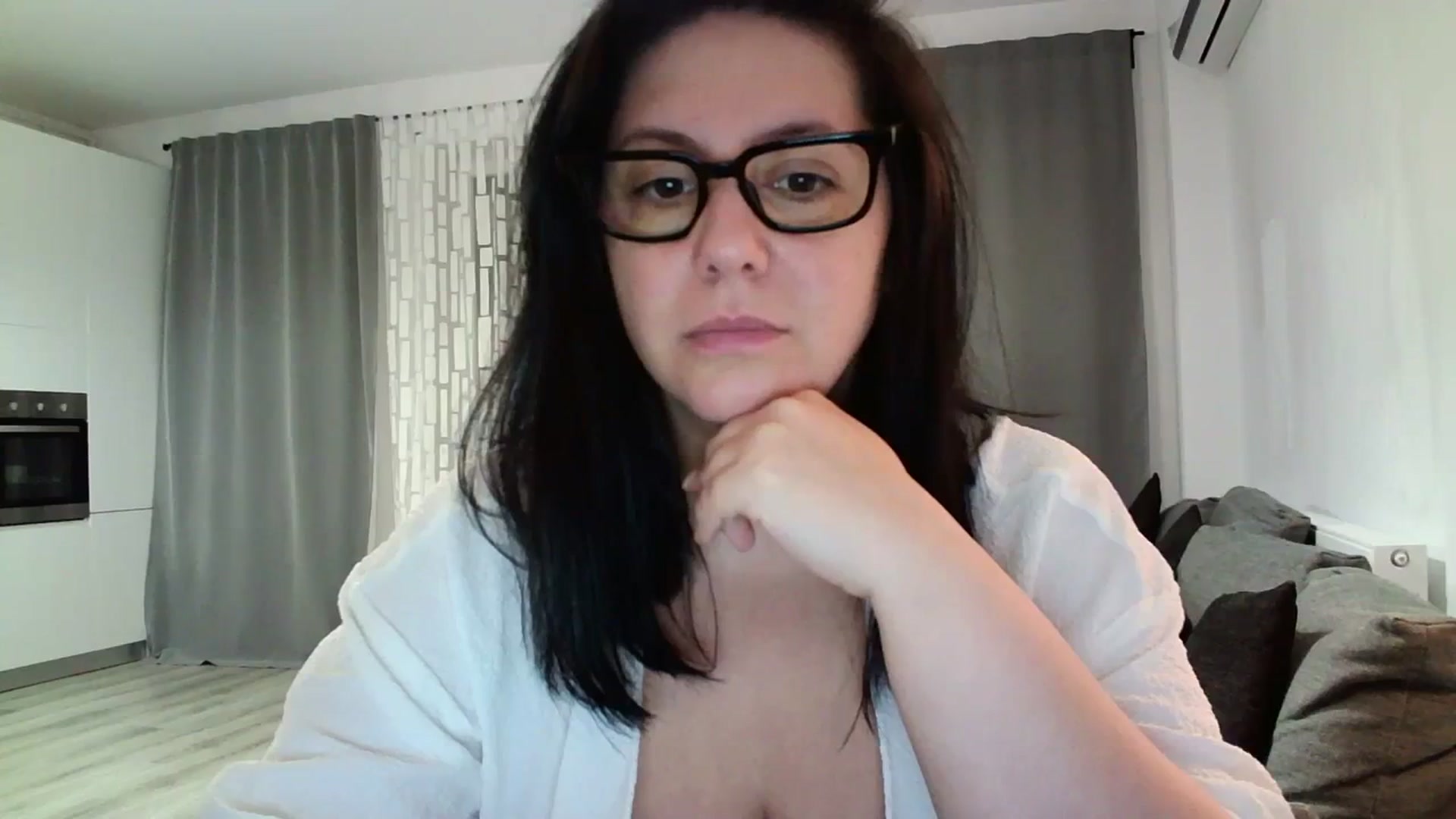 Gallery image thumbnail from SILKYWOMAN's myfreecams stream on, 04/02/2024, 20:45 image 20 of 20