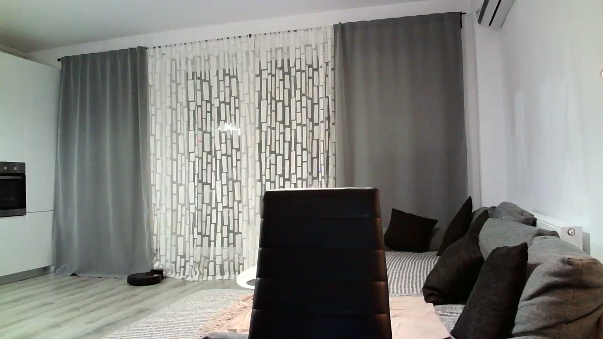 Gallery image thumbnail from SILKYWOMAN's myfreecams stream on, 04/02/2024, 20:45 image 8 of 20