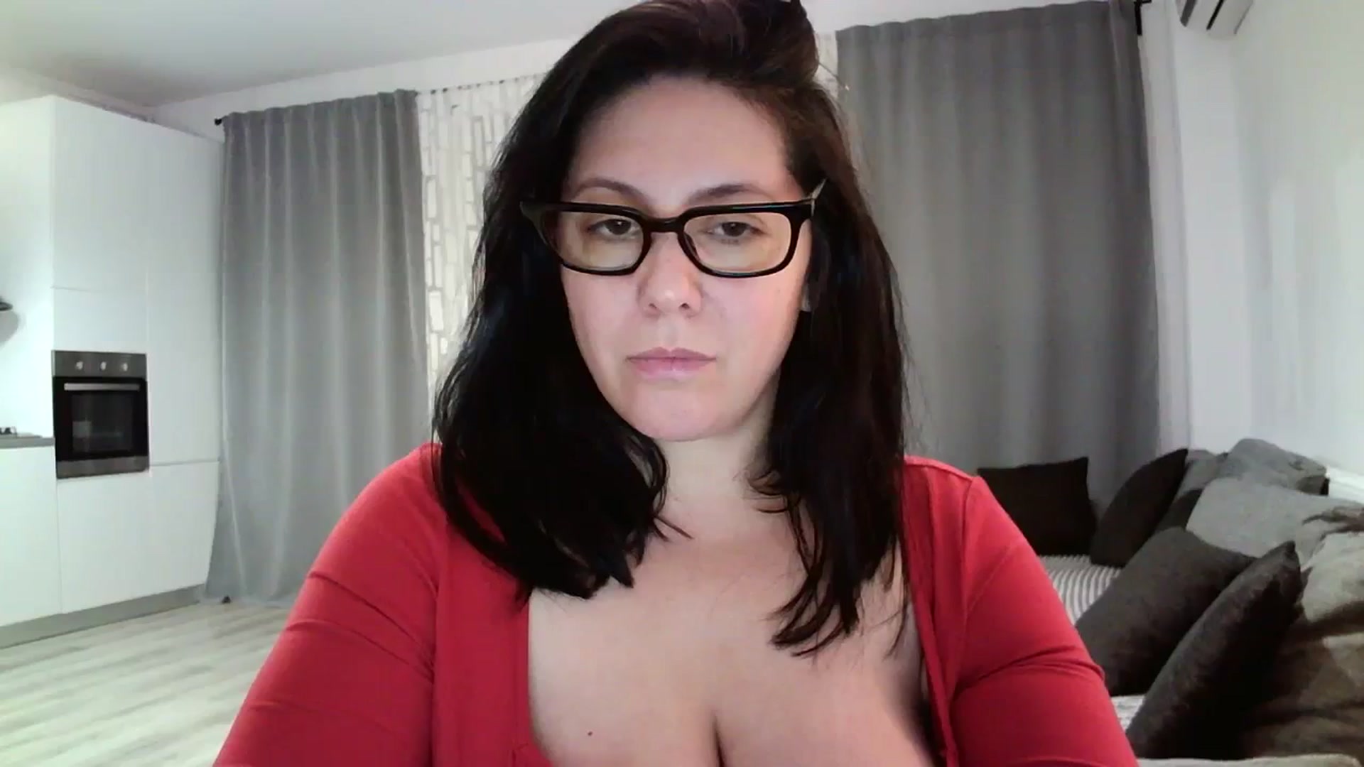 Gallery image thumbnail from SILKYWOMAN's myfreecams stream on, 04/03/2024, 20:15 image 4 of 20