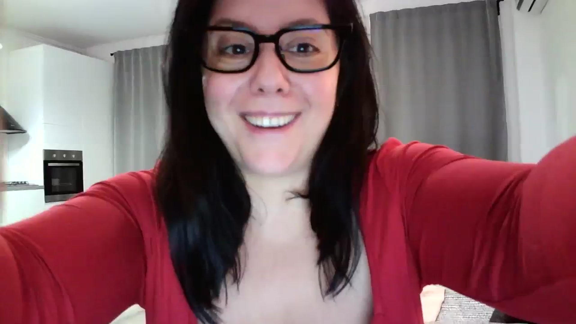 Gallery image thumbnail from SILKYWOMAN's myfreecams stream on, 04/03/2024, 20:15 image 8 of 20