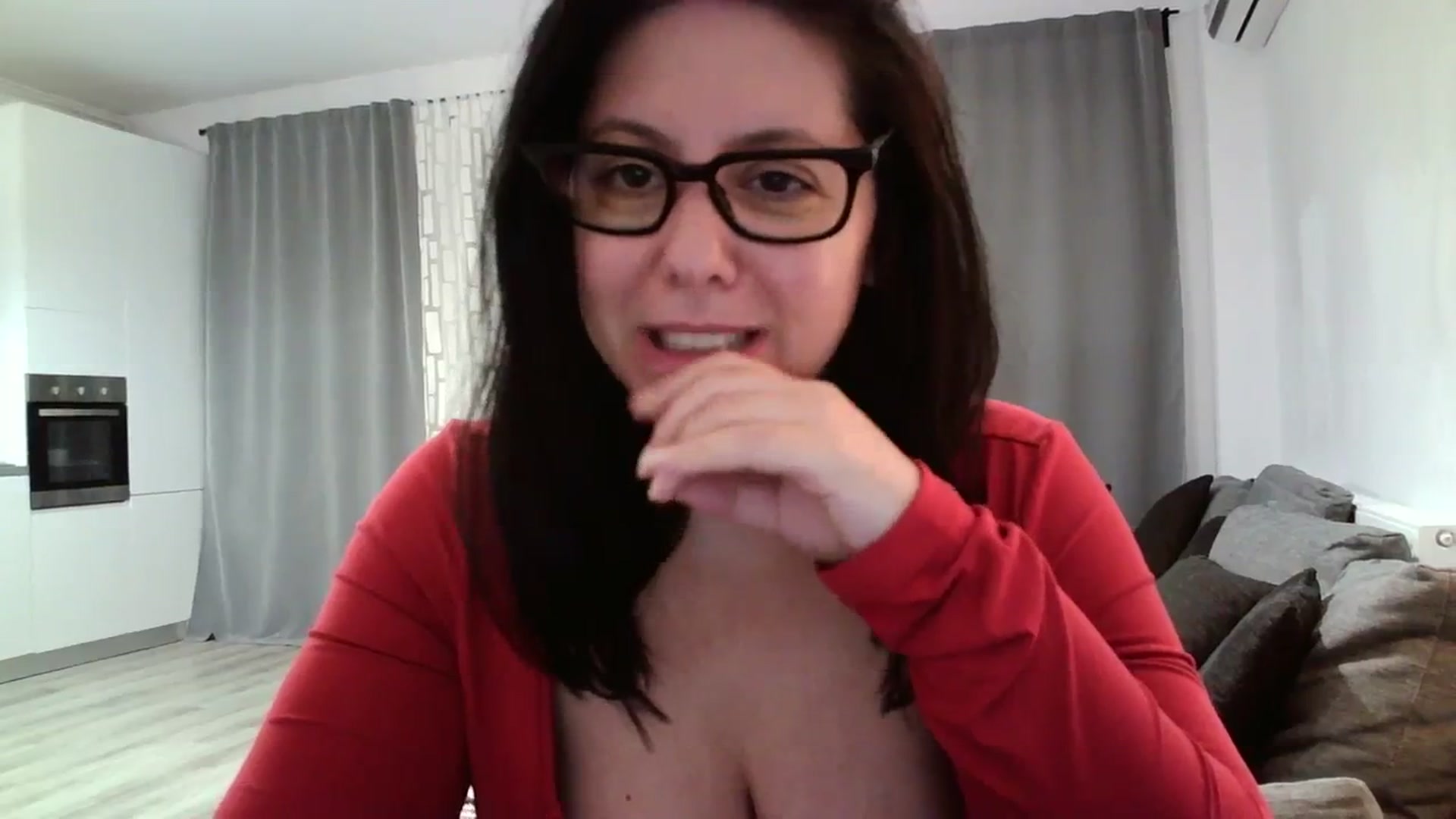 Gallery image thumbnail from SILKYWOMAN's myfreecams stream on, 04/03/2024, 20:15 image 5 of 20