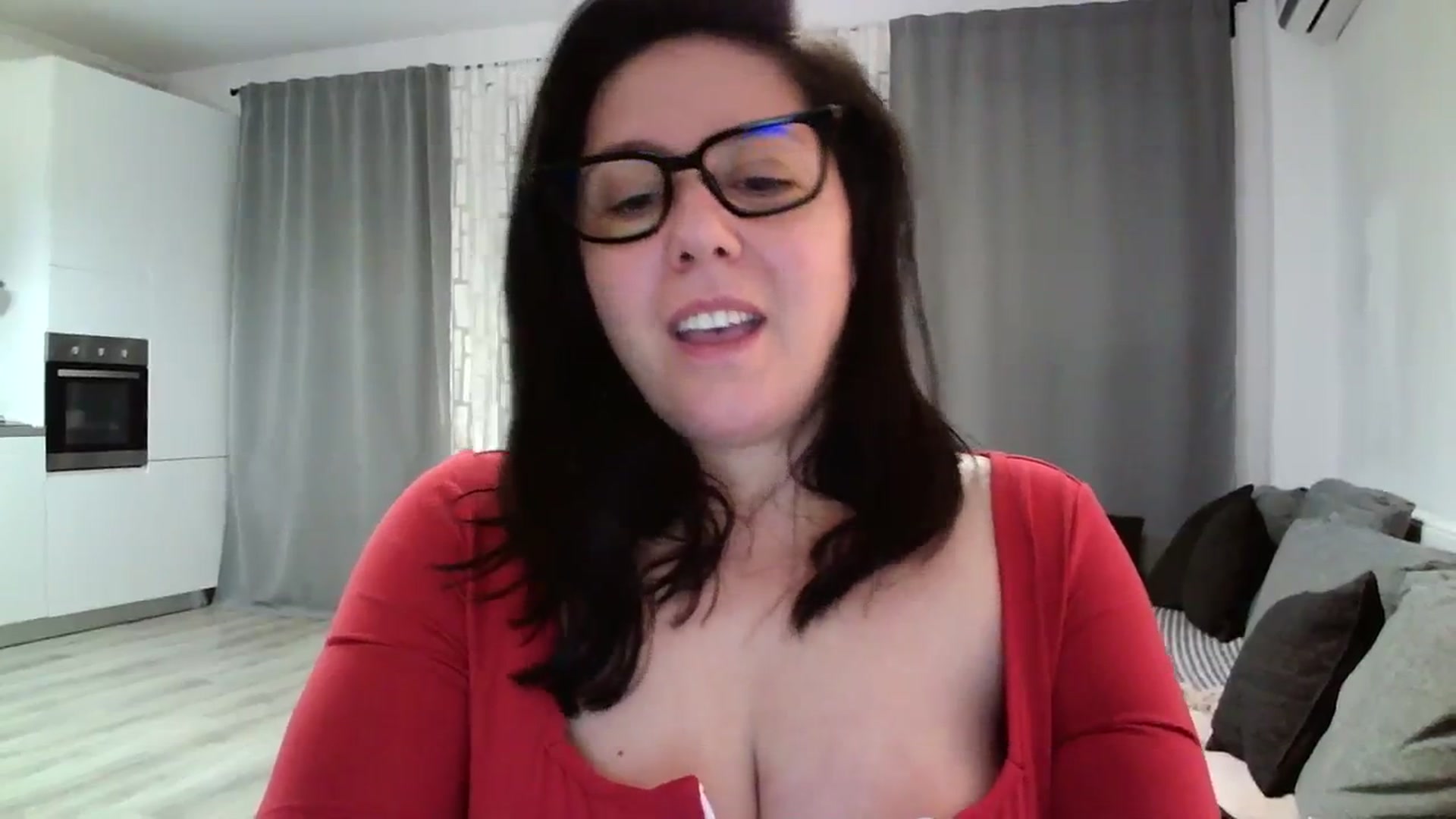Gallery image thumbnail from SILKYWOMAN's myfreecams stream on, 04/05/2024, 20:35 image 14 of 20