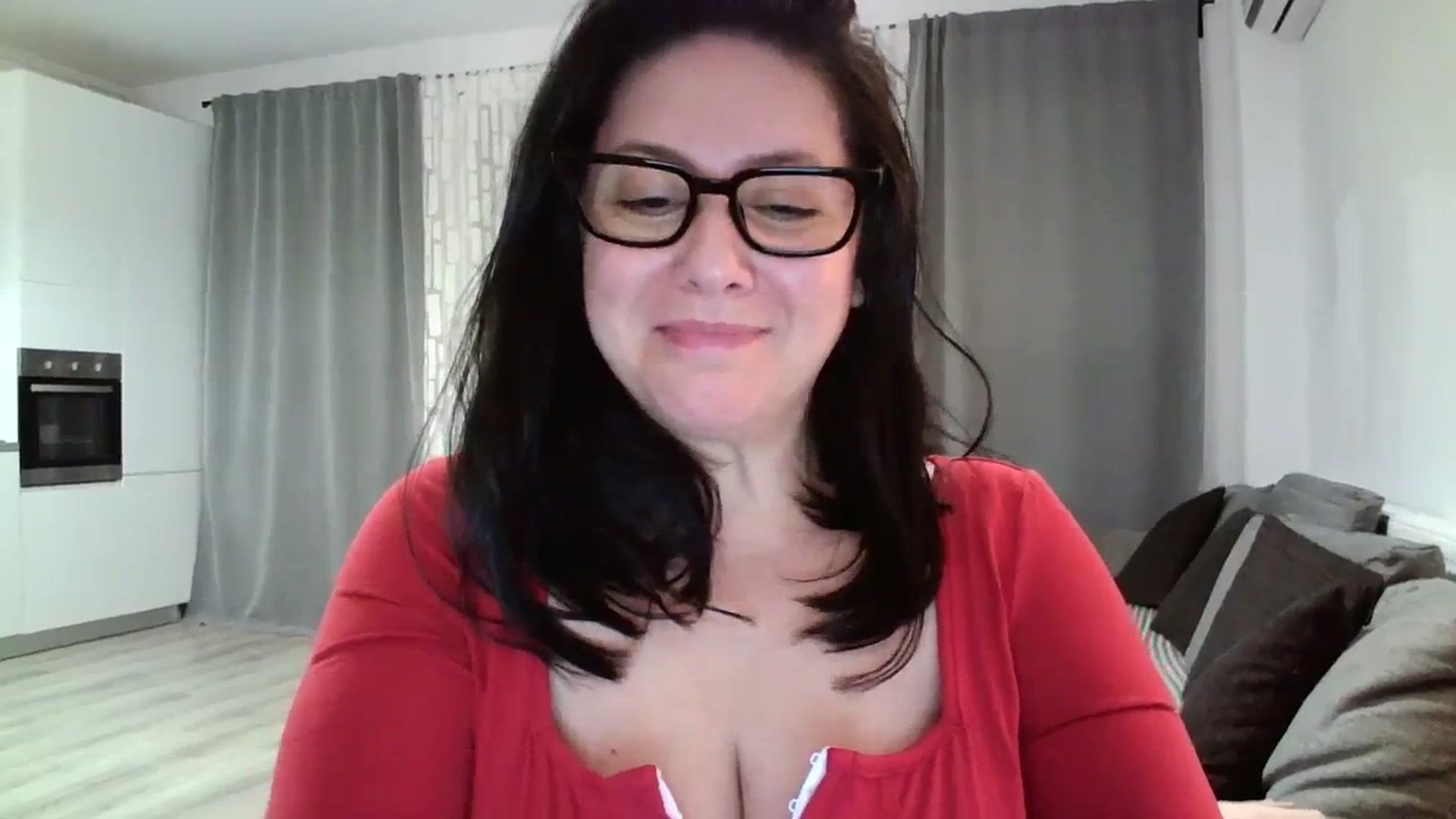 Gallery image thumbnail from SILKYWOMAN's myfreecams stream on, 04/07/2024, 19:34 image 10 of 20