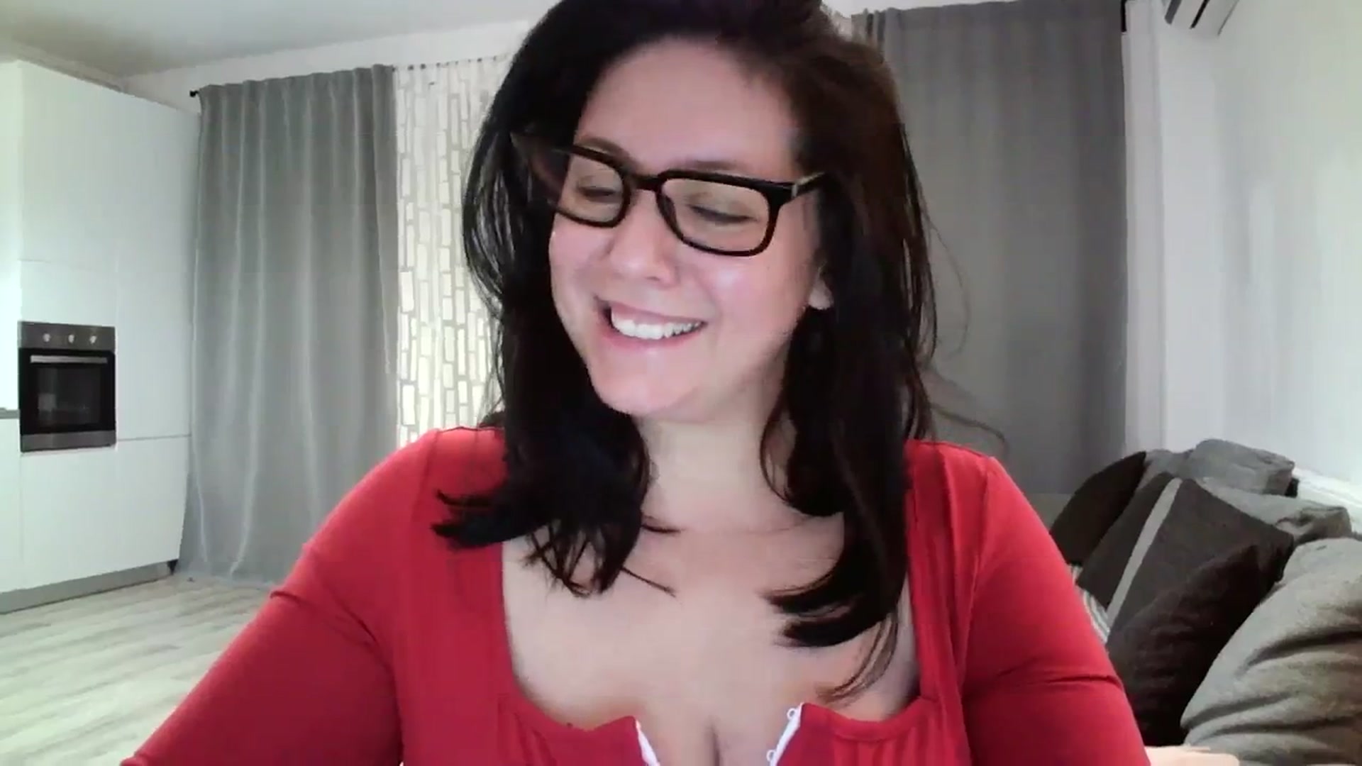 Gallery image thumbnail from SILKYWOMAN's myfreecams stream on, 04/07/2024, 19:34 image 14 of 20