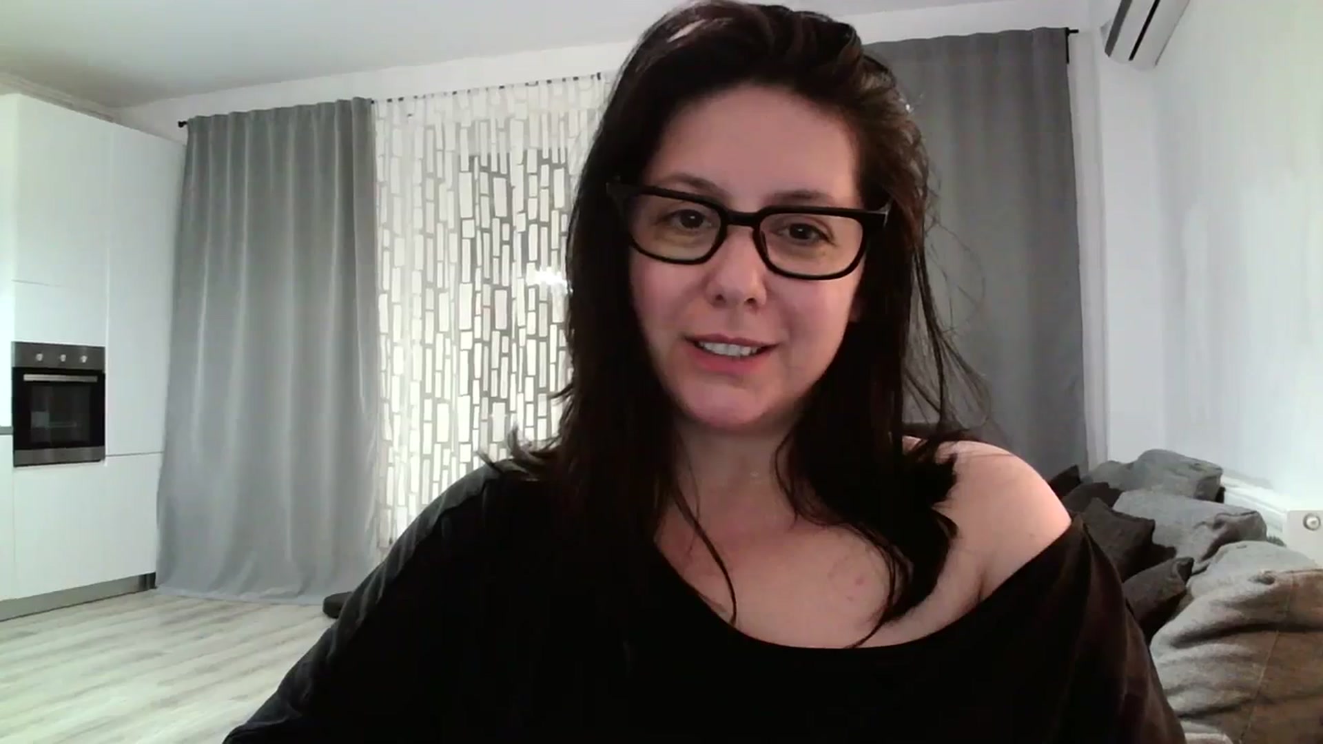 Gallery image thumbnail from SILKYWOMAN's myfreecams stream on, 04/08/2024, 20:26 image 12 of 20