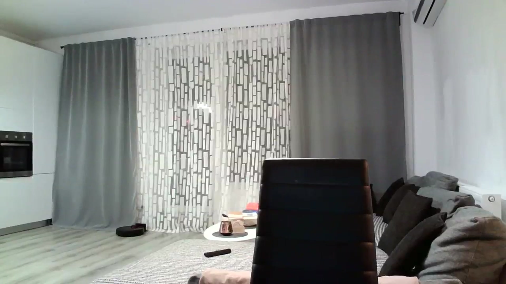 Gallery image thumbnail from SILKYWOMAN's myfreecams stream on, 04/08/2024, 20:26 image 19 of 20