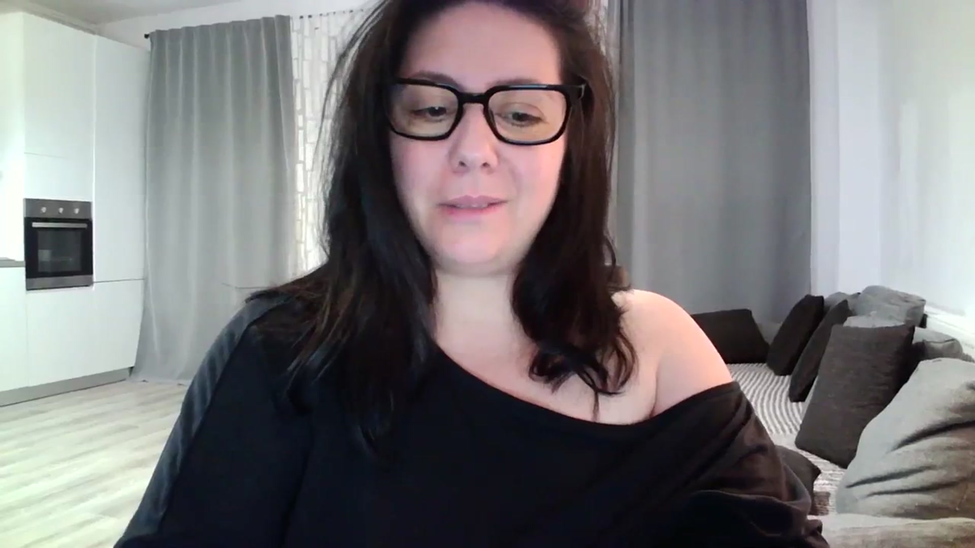 Gallery image thumbnail from SILKYWOMAN's myfreecams stream on, 04/09/2024, 20:06 image 6 of 20