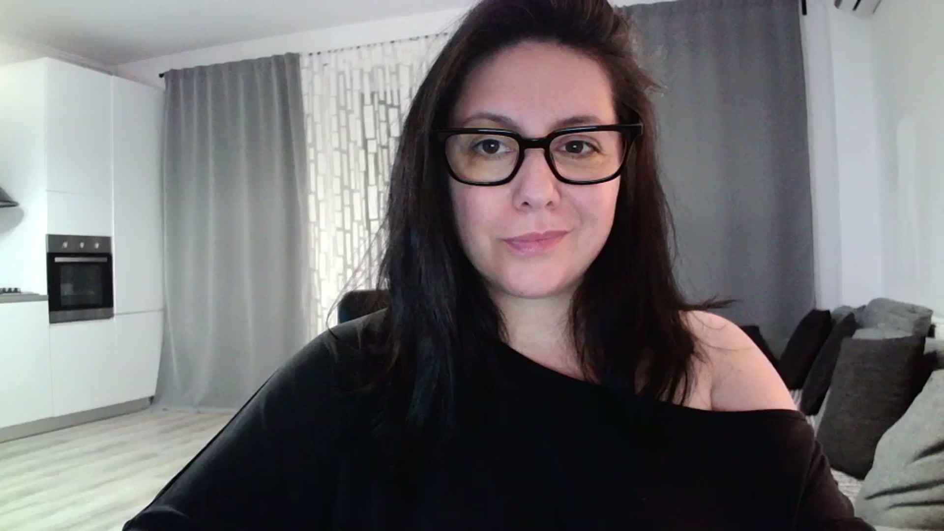 Gallery image thumbnail from SILKYWOMAN's myfreecams stream on, 04/09/2024, 20:06 image 18 of 20