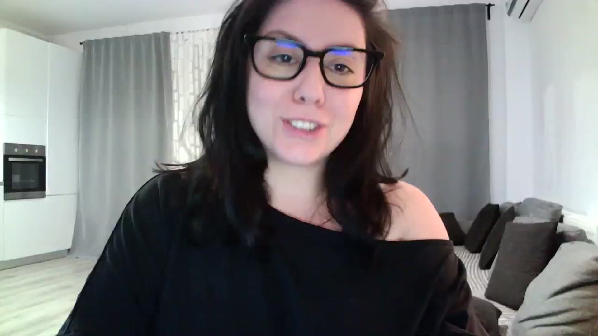 Gallery image thumbnail from SILKYWOMAN's myfreecams stream on, 04/09/2024, 20:06 image 14 of 20