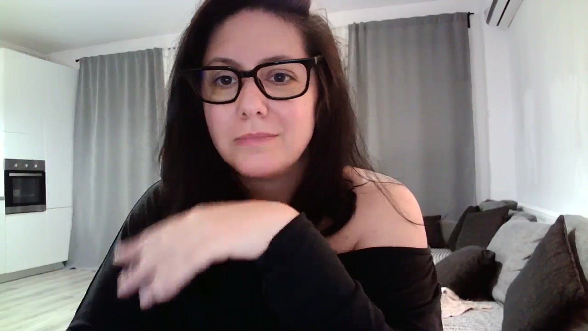 Gallery image thumbnail from SILKYWOMAN's myfreecams stream on, 04/12/2024, 20:20 image 12 of 20