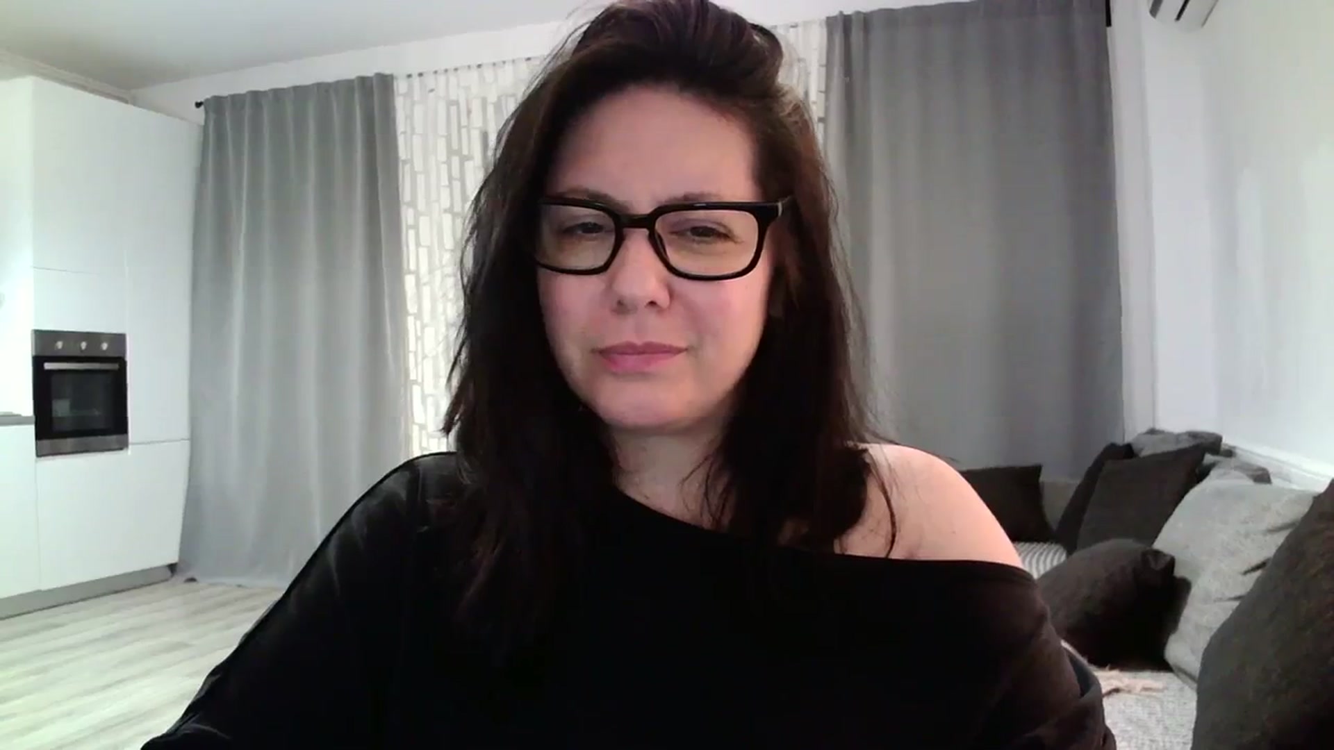 Gallery image thumbnail from SILKYWOMAN's myfreecams stream on, 04/12/2024, 20:20 image 7 of 20