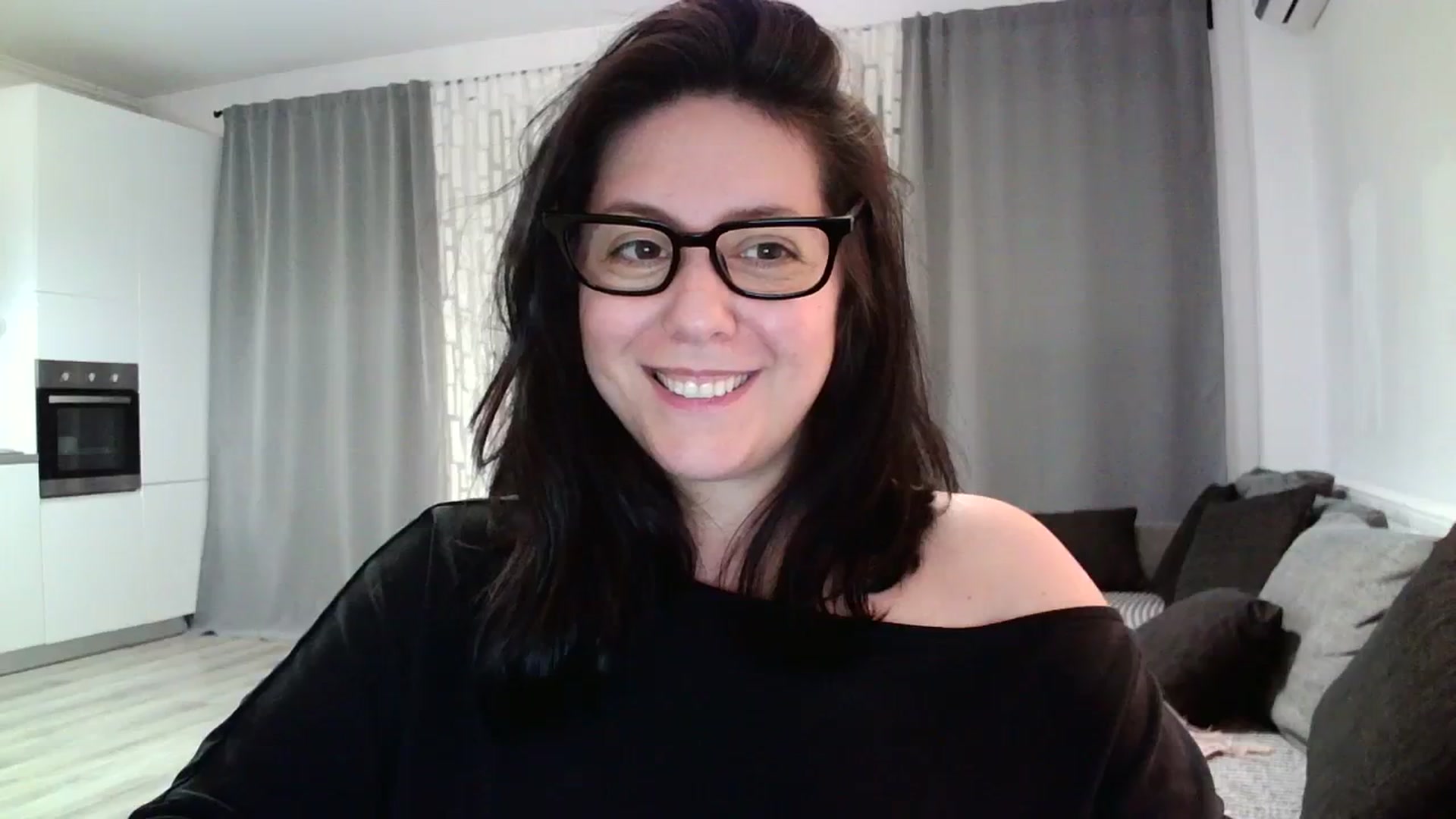 Gallery image thumbnail from SILKYWOMAN's myfreecams stream on, 04/12/2024, 20:20 image 2 of 20
