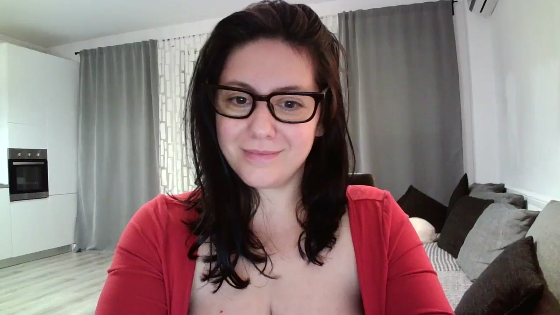 Gallery image thumbnail from SILKYWOMAN's myfreecams stream on, 04/19/2024, 21:01 image 9 of 20