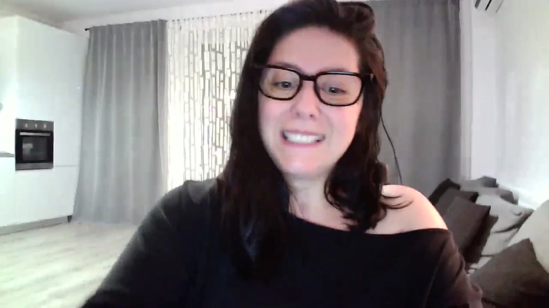 Gallery image thumbnail from SILKYWOMAN's myfreecams stream on, 04/24/2024, 20:31 image 14 of 20