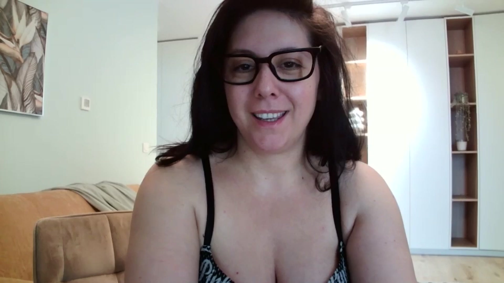 Gallery image thumbnail from SILKYWOMAN's myfreecams stream on, 04/26/2024, 12:02 image 20 of 20