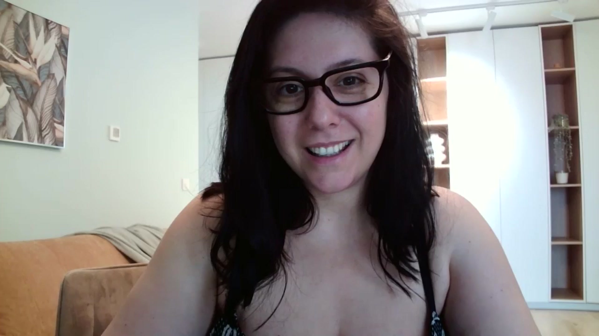 Gallery image thumbnail from SILKYWOMAN's myfreecams stream on, 04/26/2024, 12:02 image 3 of 20