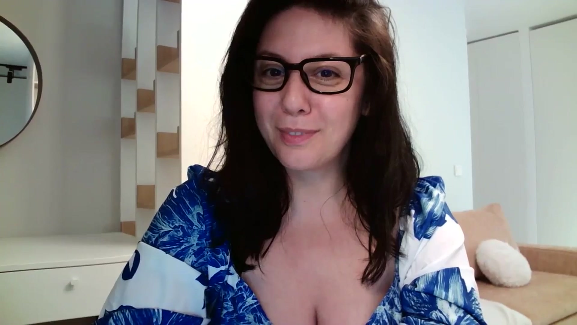 Gallery image thumbnail from SILKYWOMAN's myfreecams stream on, 04/26/2024, 17:02 image 13 of 20