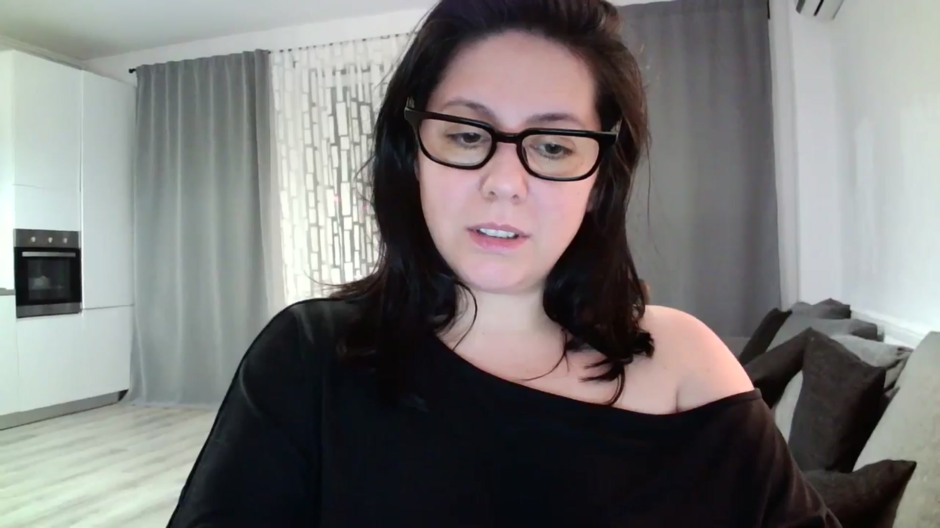Gallery image thumbnail from SILKYWOMAN's myfreecams stream on, 04/28/2024, 21:09 image 7 of 20