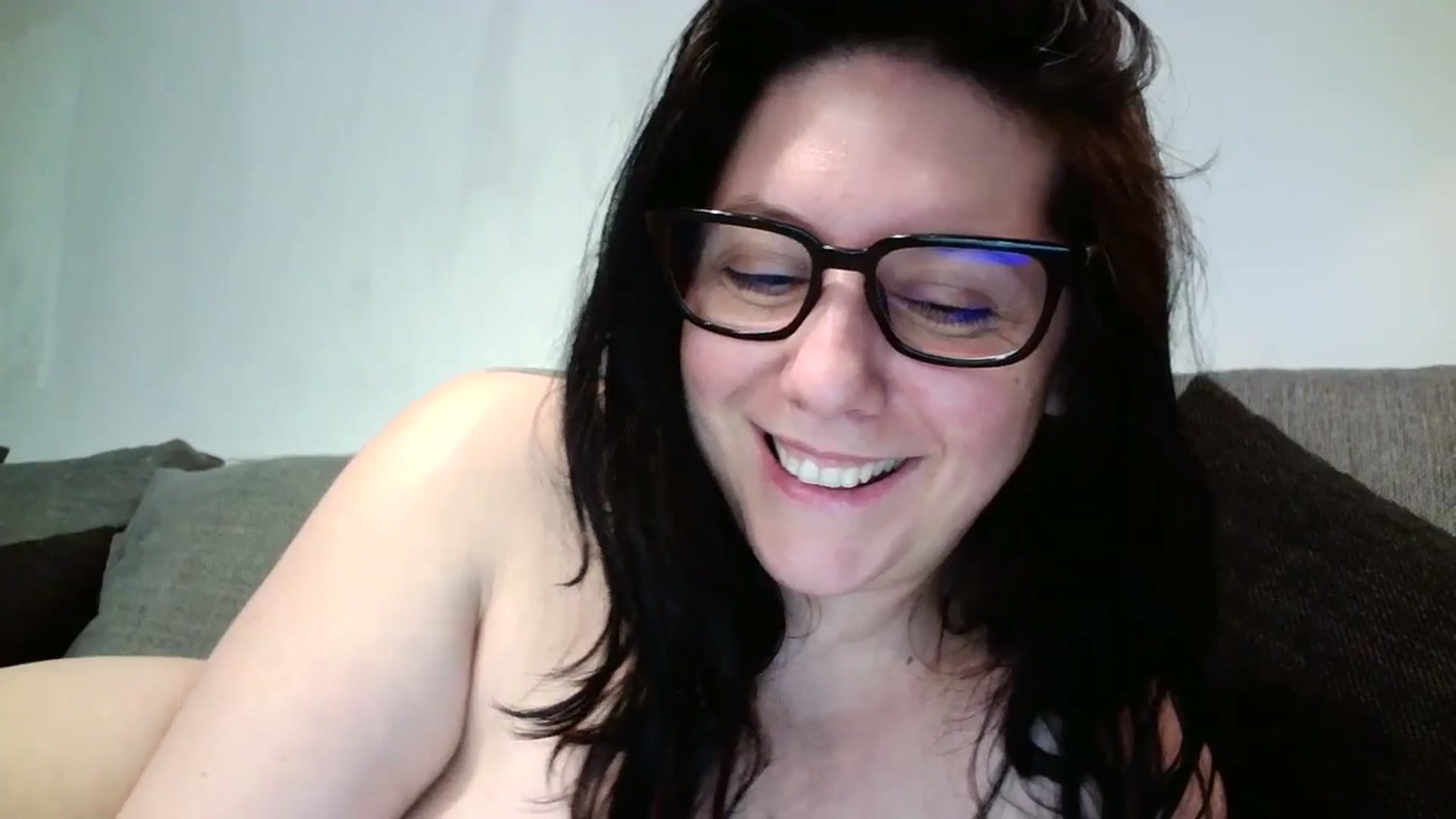 Gallery image thumbnail from SILKYWOMAN's myfreecams stream on, 04/28/2024, 21:09 image 14 of 20