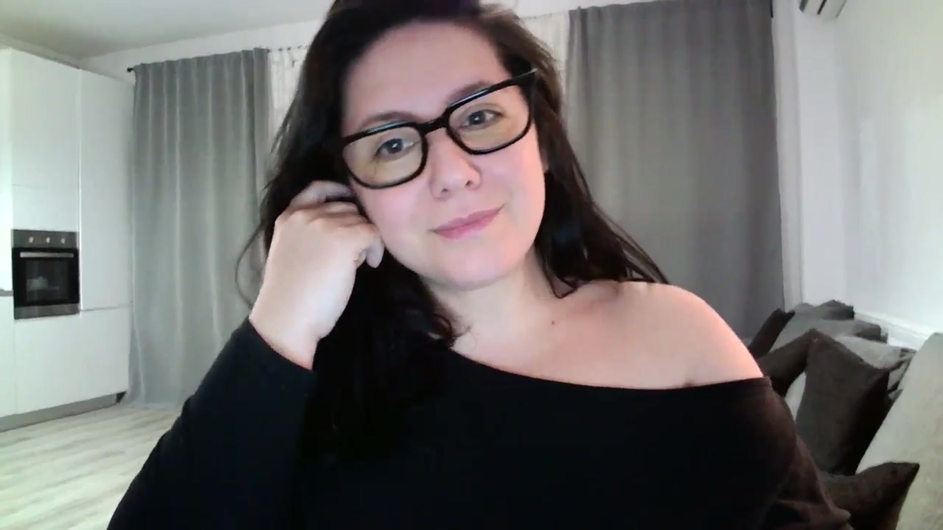 Gallery image thumbnail from SILKYWOMAN's myfreecams stream on, 04/28/2024, 21:09 image 5 of 20
