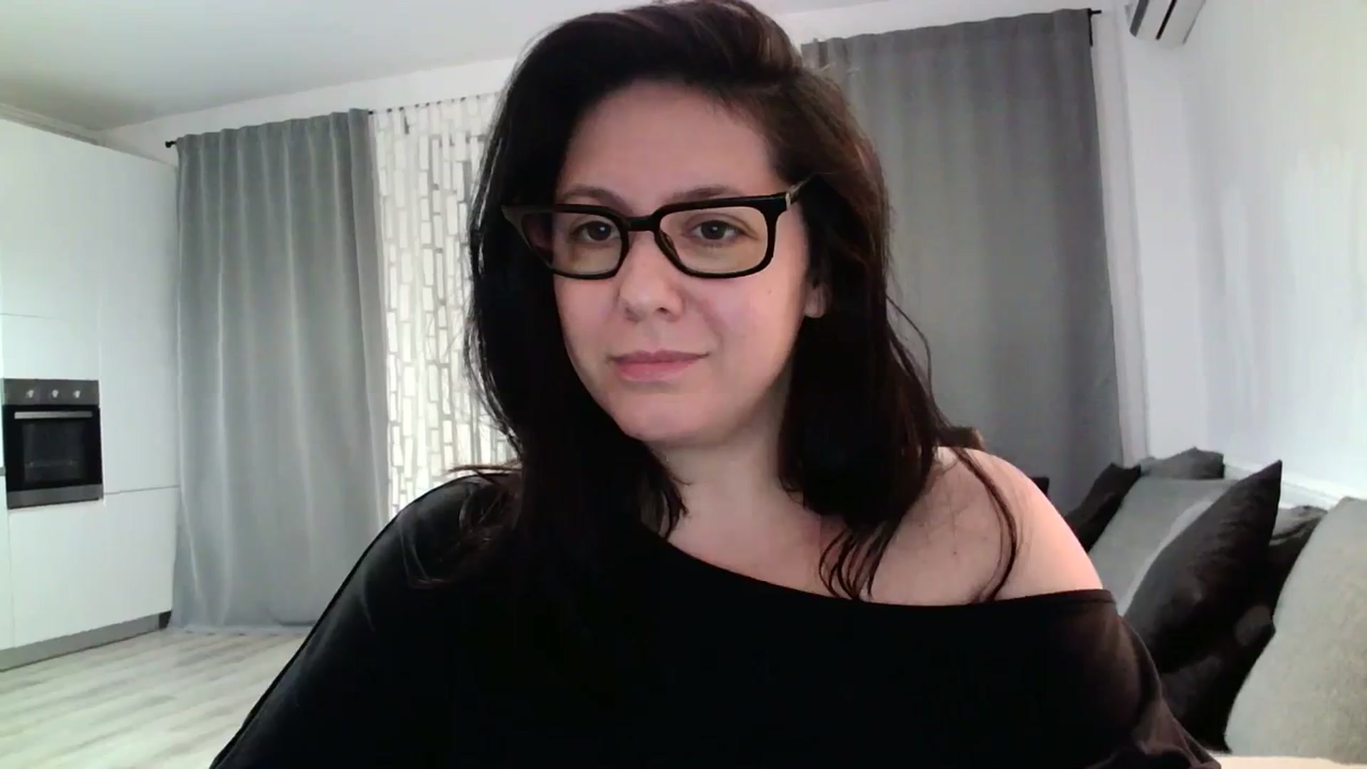 Gallery image thumbnail from SILKYWOMAN's myfreecams stream on, 04/29/2024, 19:16 image 5 of 20