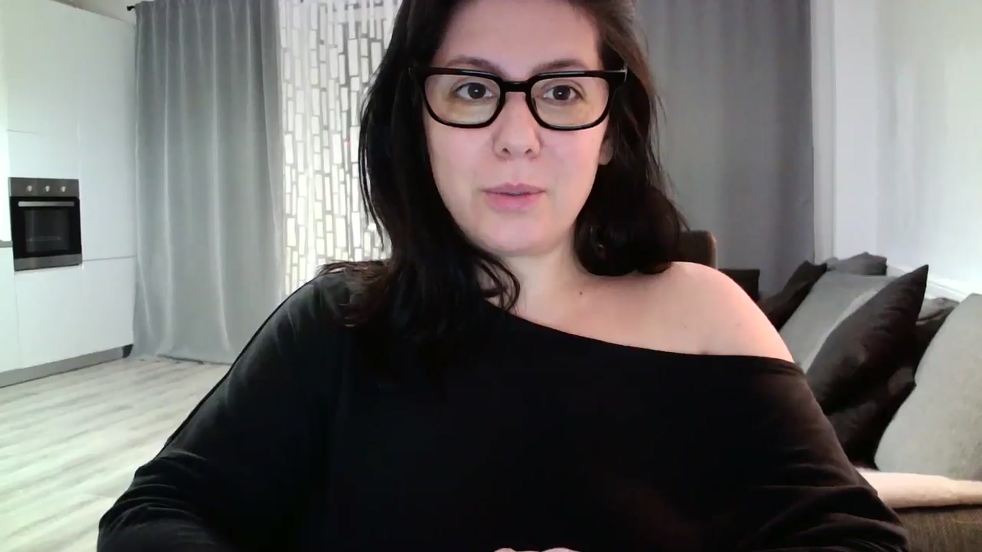 Gallery image thumbnail from SILKYWOMAN's myfreecams stream on, 04/29/2024, 19:16 image 13 of 20