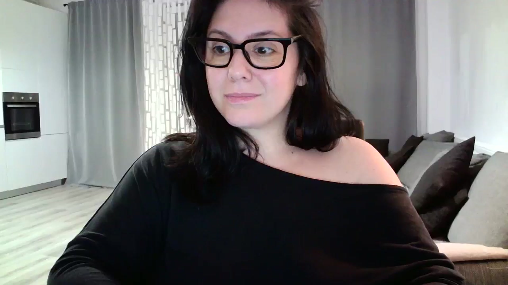 Gallery image thumbnail from SILKYWOMAN's myfreecams stream on, 04/29/2024, 19:16 image 15 of 20