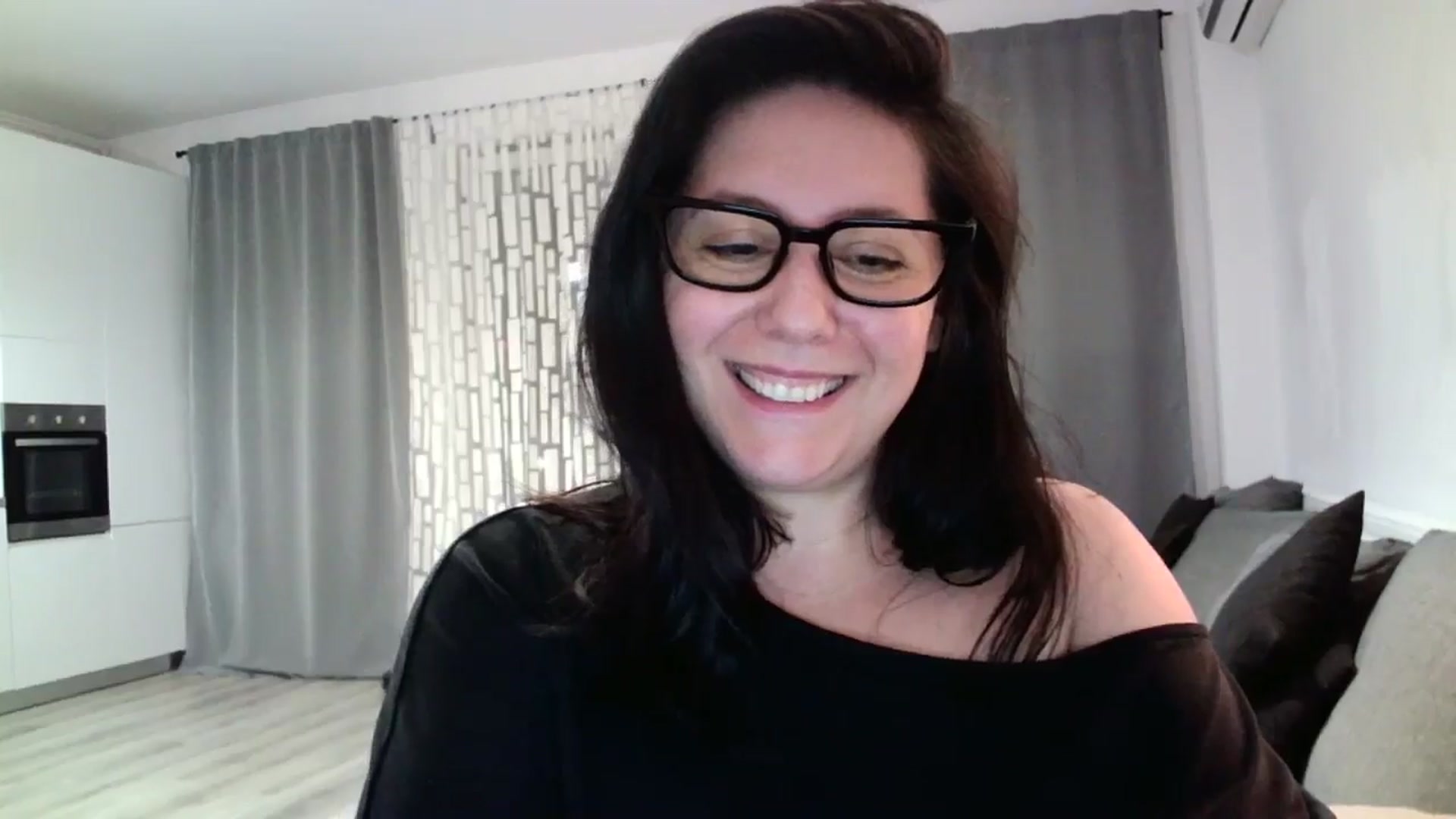 Gallery image thumbnail from SILKYWOMAN's myfreecams stream on, 04/29/2024, 19:16 image 8 of 20