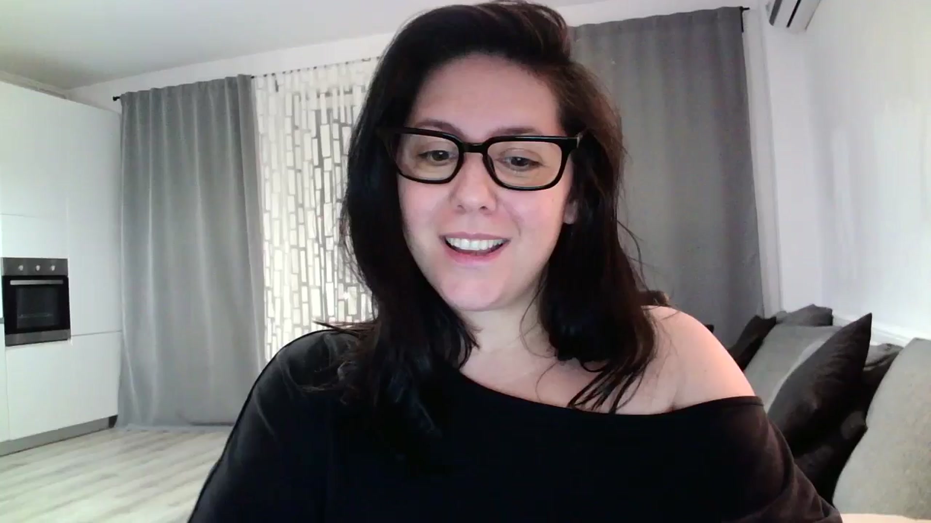 Gallery image thumbnail from SILKYWOMAN's myfreecams stream on, 04/29/2024, 19:16 image 7 of 20
