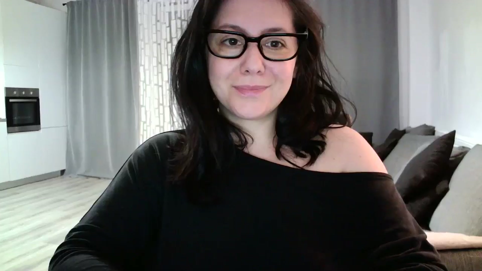 Gallery image thumbnail from SILKYWOMAN's myfreecams stream on, 04/29/2024, 19:16 image 11 of 20