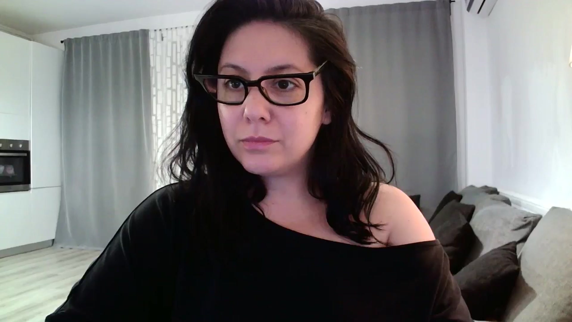Gallery image thumbnail from SILKYWOMAN's myfreecams stream on, 05/03/2024, 18:18 image 14 of 20