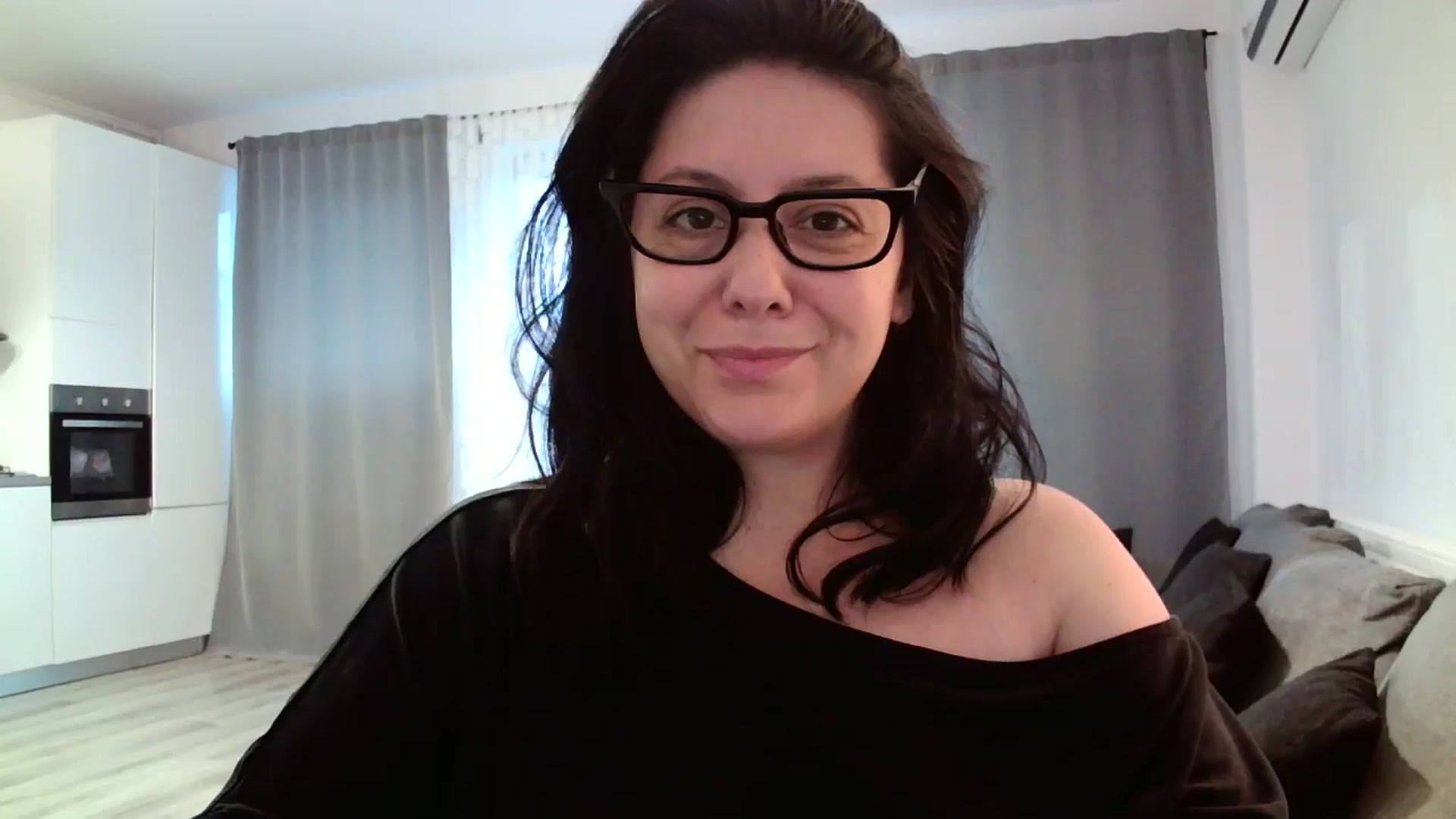 Gallery image thumbnail from SILKYWOMAN's myfreecams stream on, 05/03/2024, 18:18 image 1 of 20