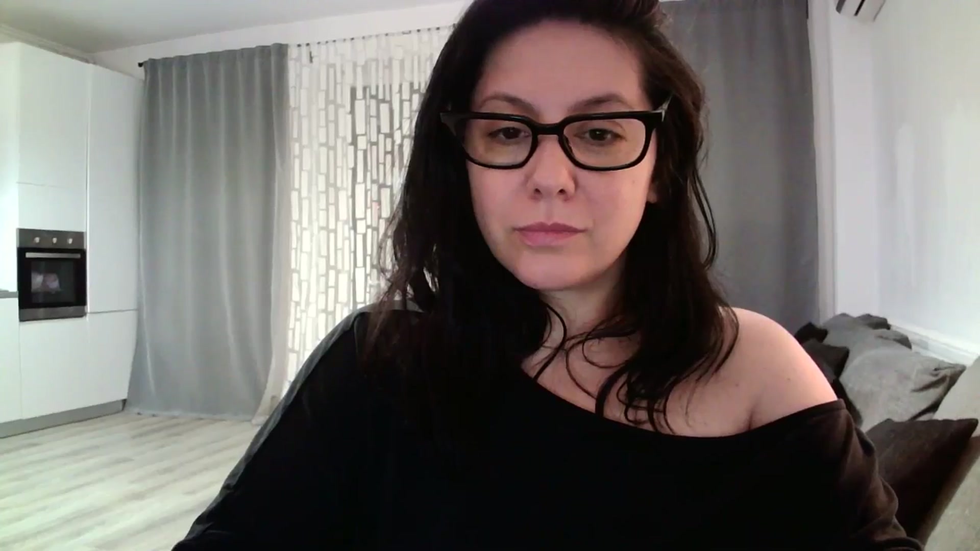 Gallery image thumbnail from SILKYWOMAN's myfreecams stream on, 05/03/2024, 20:14 image 5 of 20