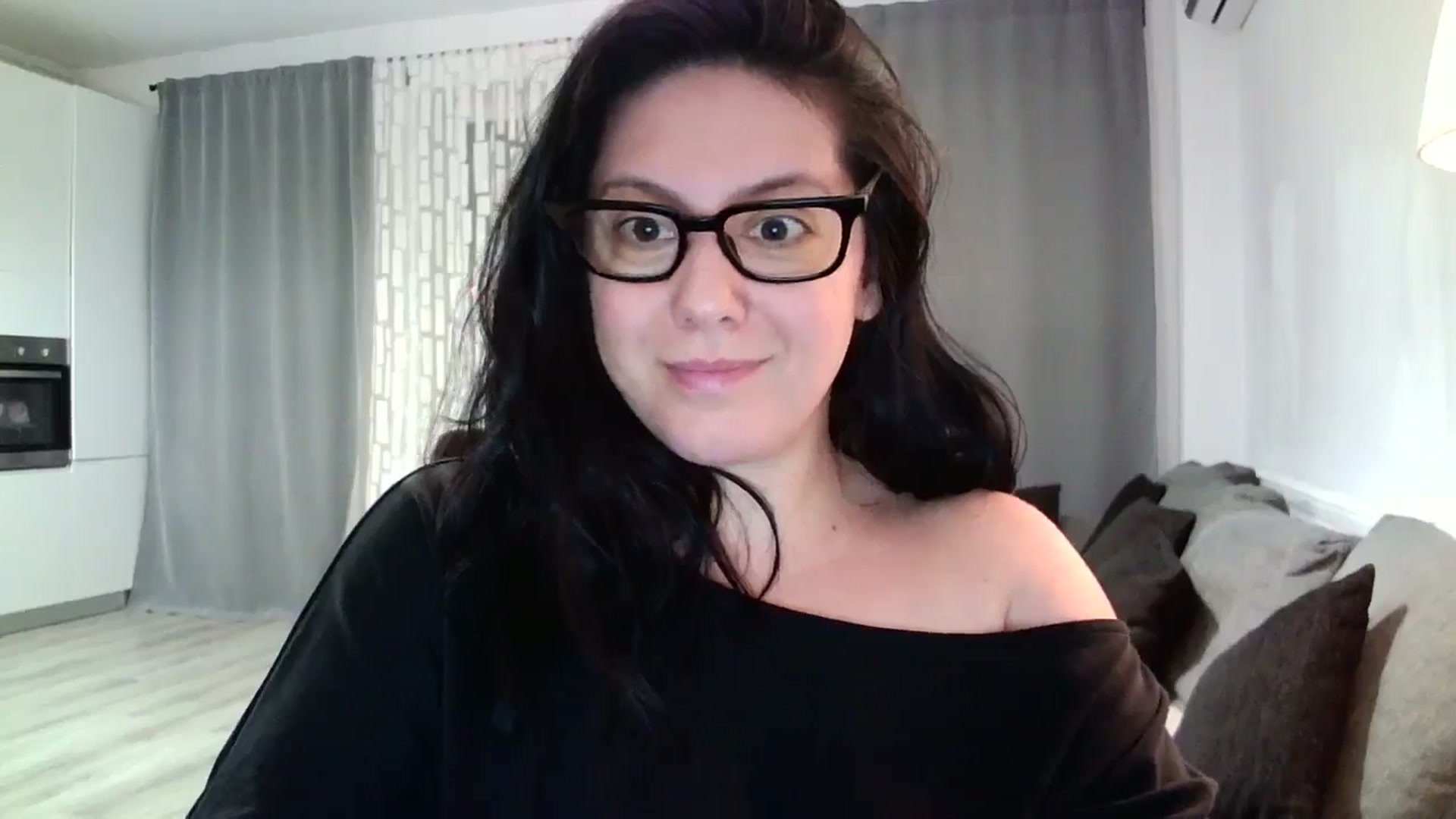 Gallery image thumbnail from SILKYWOMAN's myfreecams stream on, 05/03/2024, 20:45 image 15 of 20
