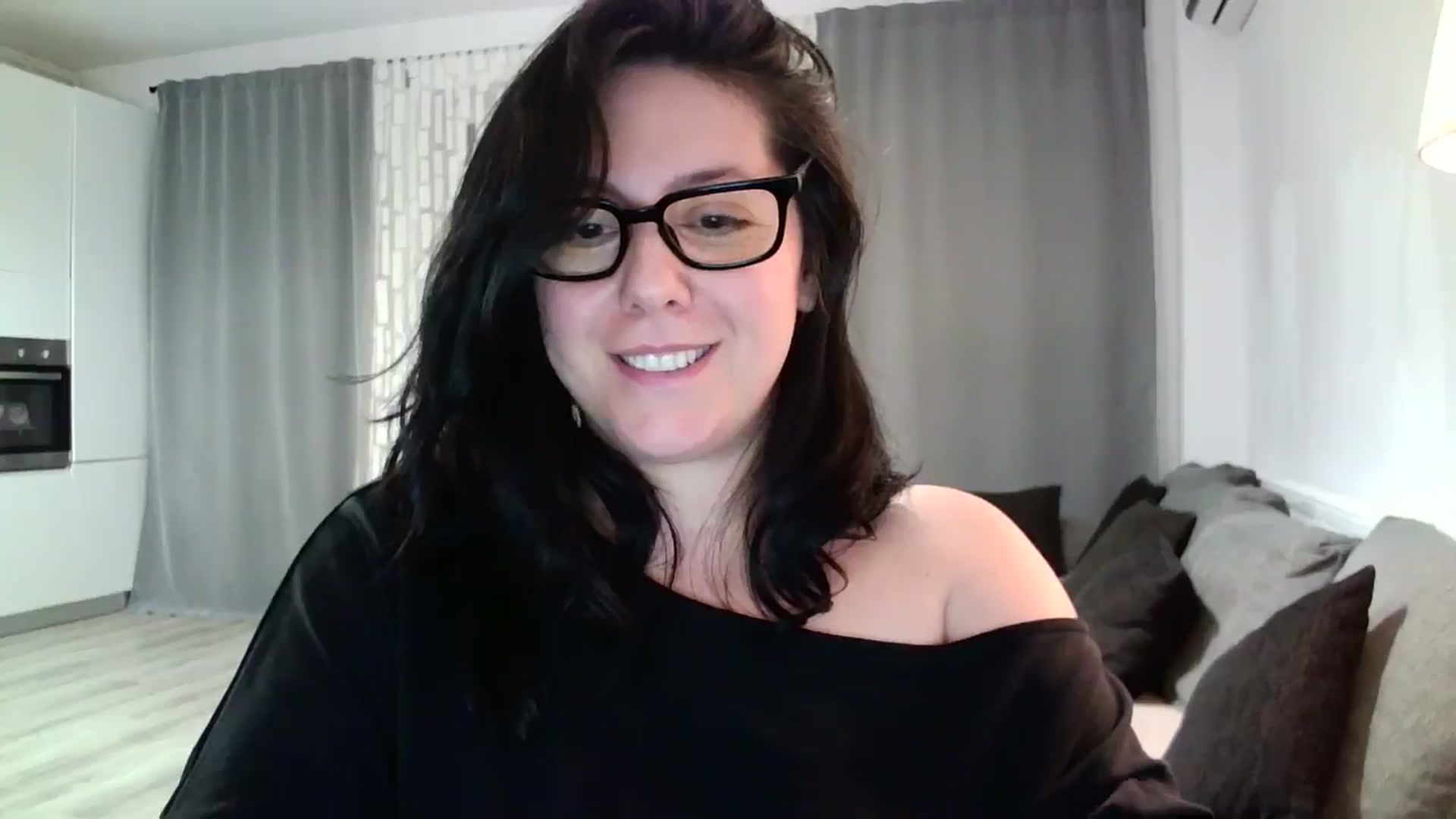 Gallery image thumbnail from SILKYWOMAN's myfreecams stream on, 05/03/2024, 20:45 image 20 of 20
